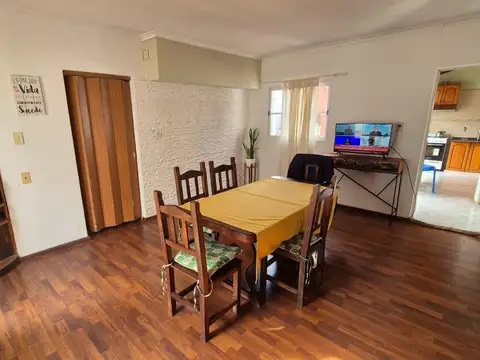 PLANTA ALTA 4 AMBIENTES 2 DORM TERRAZA CON ASADOR