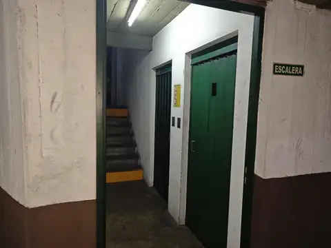 Cochera en venta en Belgrano muy buena ubicación