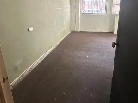 Depto Tipo Casa en Alquiler 40 años