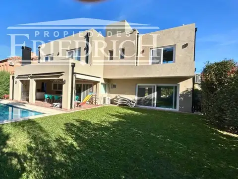 Harás María Victoria