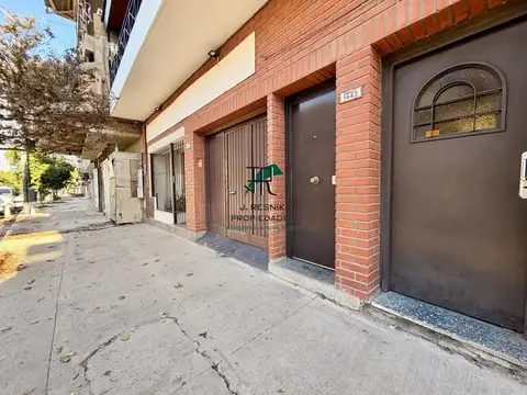 Depto Tipo Casa 4 ambientes con 2 baños