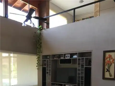 Casa 5 ambientes con 5 baños