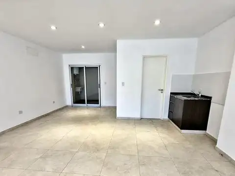 LOCAL APTO PROFESIONAL A ESTRENAR EN EL CENTRO DE SAN MARTIN