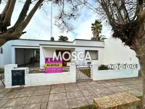 Casa en alquiler Moreno centro