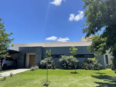 Casa  en Venta ubicado en El Remanso, Haras Santa Maria, Escobar