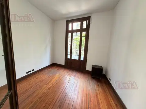 Depto Tipo Casa 8 ambientes con 4 baños