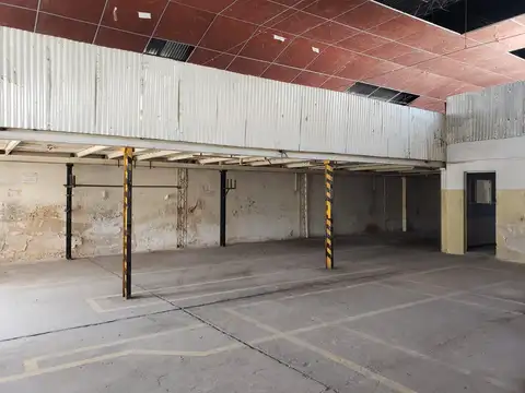 GALPON MUY GRANDE CON OFICINAS!