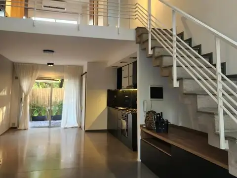Alquiler Casa  Loft 1 dormitorio  en Valle Escondido con seguridad