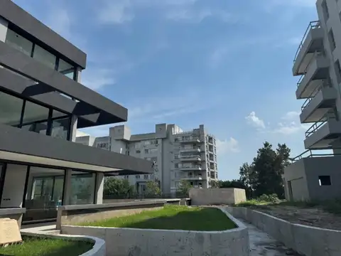 Departamento 5 ambientes con 3 baños