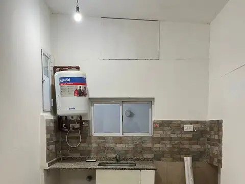 JOHN KENEDDY Y SARMIENTO