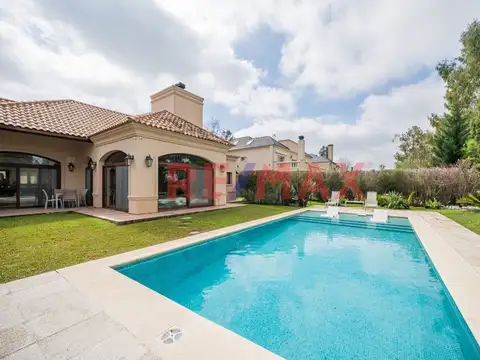 Casa en Venta de 5 dormitorios