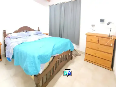 Casa en Venta con 6 cocheras