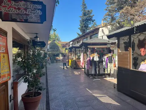 Local - Alquiler - Argentina, Grand Bourg - Francisco Beiro 1452
