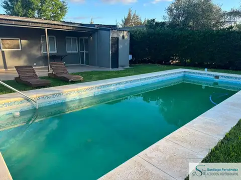 Casa en venta c/ cochera en Manzanares Chico