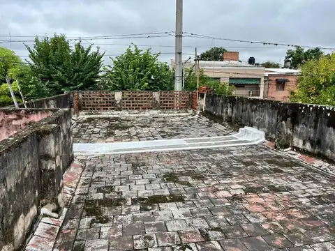 VENTA CASA A REFACCIONAR EN CIUDADELA