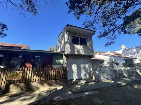 VENTA CASA EN BLOQUE SAN BERNARDO