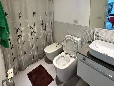 Departamento 6 ambientes con 2 baños