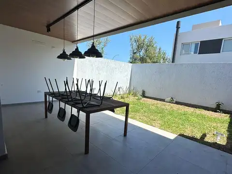 Casa en Alquiler 3 años