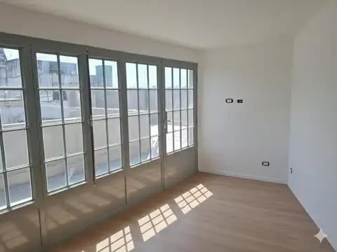 Gibson 4100 , Piso 1°