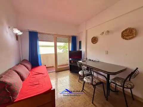 Paseo 146 , Piso 1