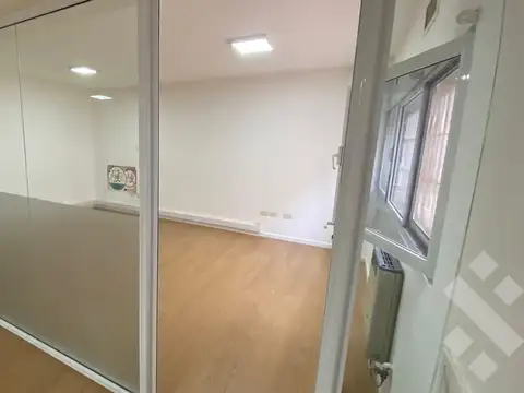 Oficina en Alquiler al Este