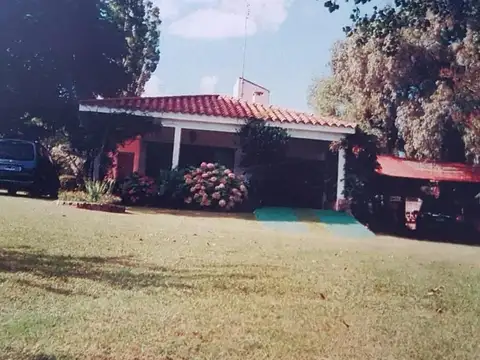 NATURALEZA Y CONFORT  CASA 3 HAB PILE PARQUE EN LAGO AZUL