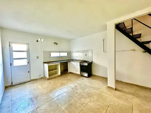 VENTA PH 3AMB ITUZAINGO SUR PATIO