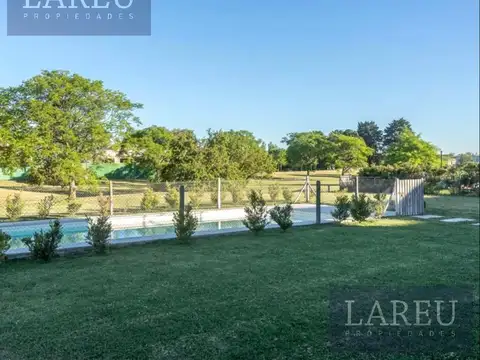 Casa 4 ambientes con 4 baños