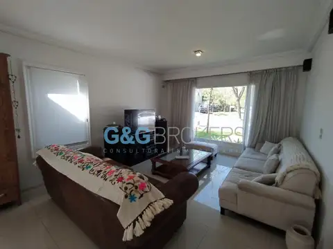 RESIDENCIA HARAS MARÍA EUGENIA