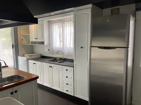 Casa 7 ambientes con 4 baños