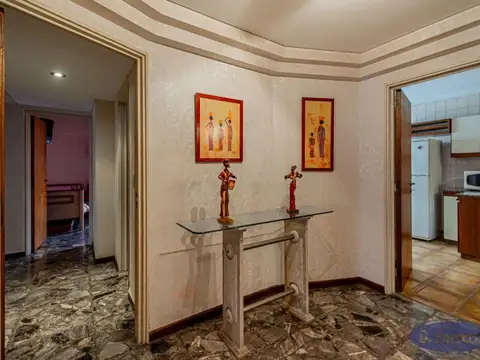 Departamento 4 ambientes con 2 baños