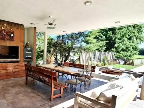 Casa en Venta de 4 dormitorios