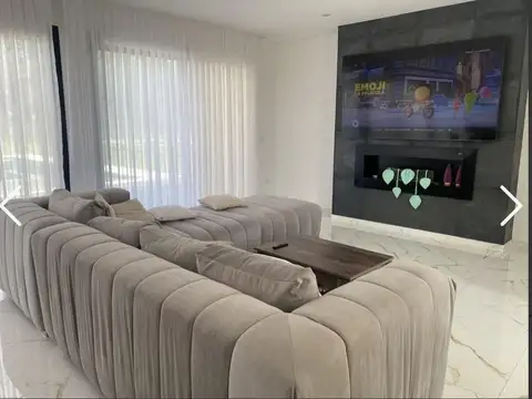 Casa en Alquiler de 5 dormitorios
