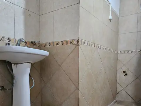 ALQUILER DEPARTAMENTO PASO DEL REY CENTRO A METROS DE LA ESTACION LADO SUR - SOLO UN DORMITORIO -