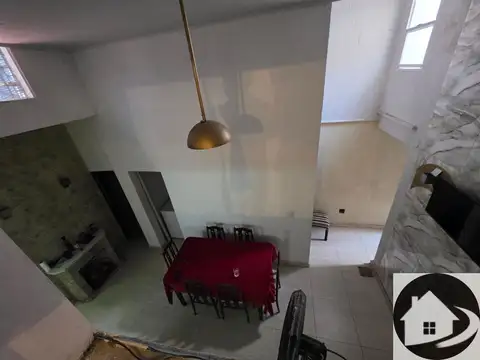 Depto Tipo Casa 5 ambientes con 1 baño