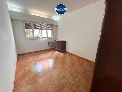 VENTA DE CASA  3 AMB VILLA BALLESTER