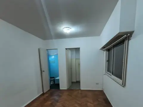 Departamento en Alquiler en Primera Junta, $ 400.000