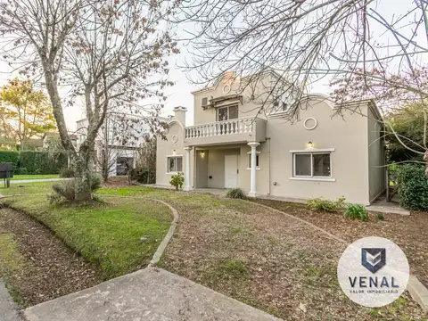 Venta Casa en Fincas de Maschwitz 5amb 3dorm 2baños, toilette, pileta, galería, parrilla, terraza