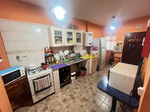 Depto Tipo Casa 3 ambientes con 2 baños