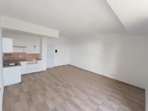 Condominio con parrilla y pileta!
