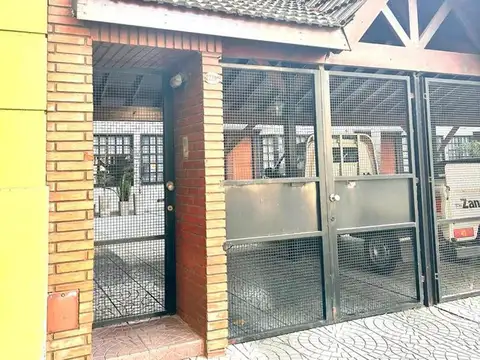 DUPLEX 4 AMB CON DOBLE COCHERA VENTA VILLA URQUIZA