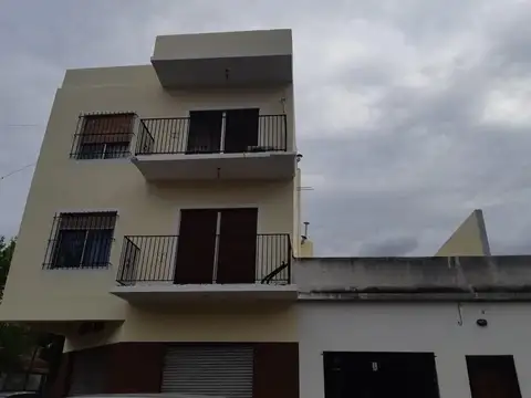Alquiler 3 ambientes sin expensas con patio