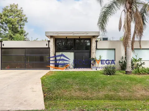 Casa en Venta en Countries y Barrios Cerrados en Moreno, USD 320.000
