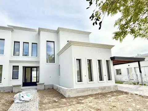 Casa en Venta de 5 dormitorios