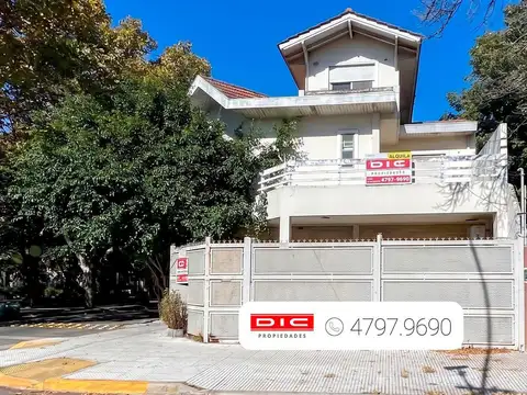 Casa 3 dormitorios  Alquiler - Florida Mitre/Este