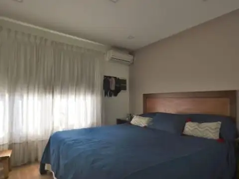 Casa en Venta en Castelar Sur, USD 155.000