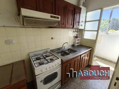 Departamento en Alquiler en Villa Ballester, $ 420.000