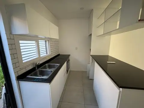 Casa en Venta en Olivos, USD 257.000