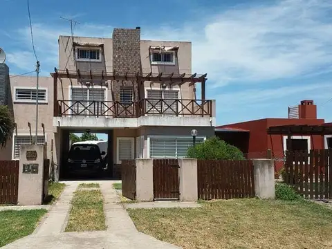 Venta de Casa en PH 4 AMBIENTES en Los Acantilados, Mar del Plata