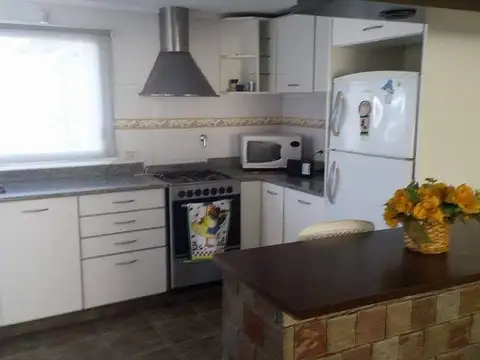 Depto Tipo Casa en Venta en Los Acantilados, USD 105.000